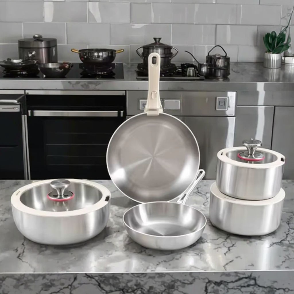 Household Cooking Kitchenware